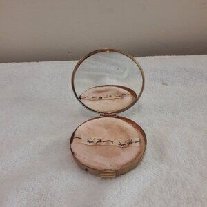 Vintage 1940's Fifth Avenue Gold Tone Compact